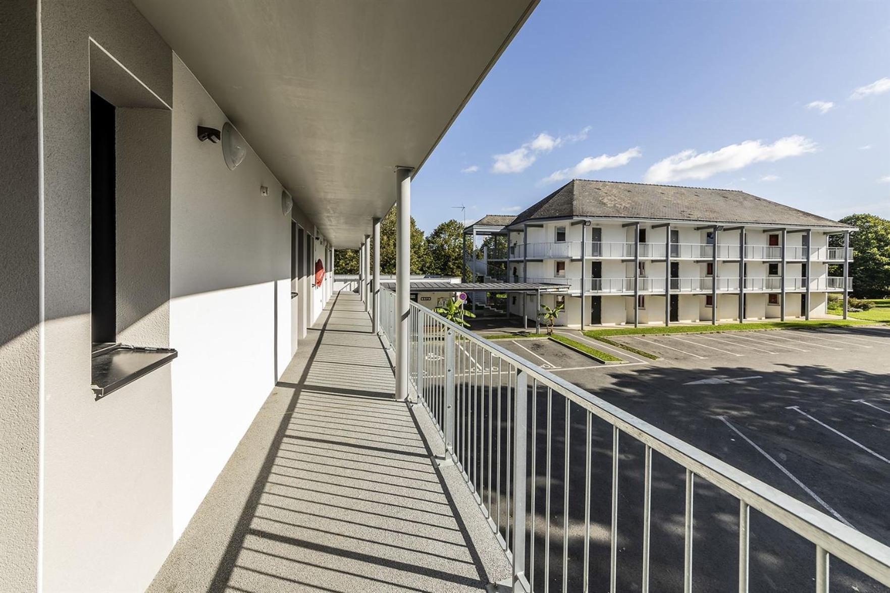 Hotel Du Parc - Chantepie Eksteriør billede