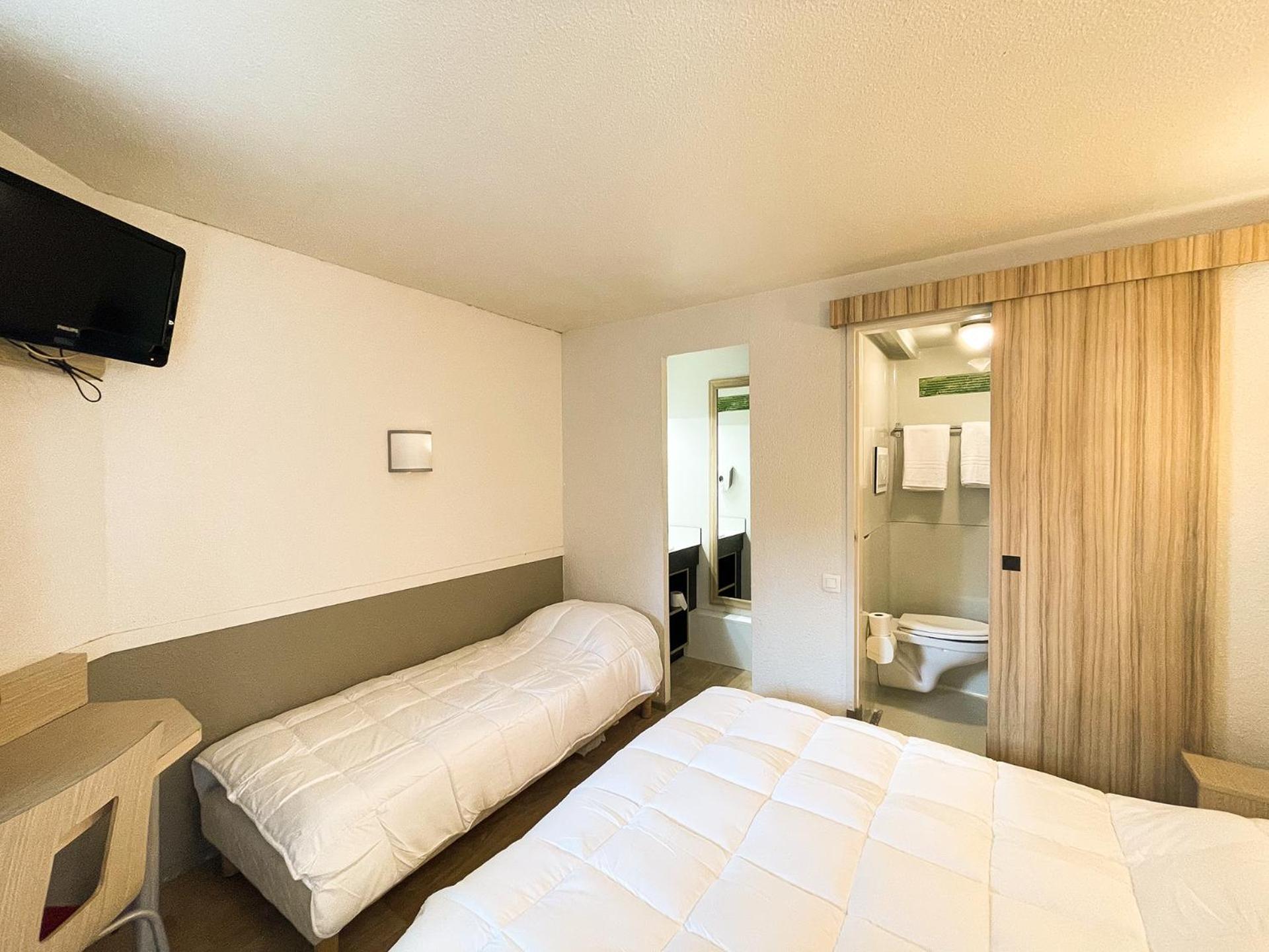 Hotel Du Parc - Chantepie Eksteriør billede